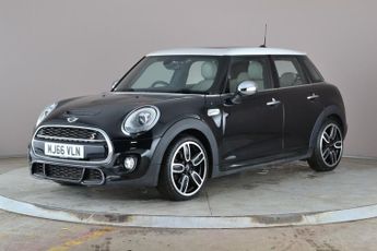 Mini Hatch 2.0 Cooper S (192 ps) - PAN ROOF - 18IN ALLOYS - LED