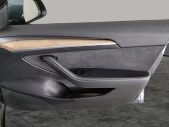 Tesla Model 3 (Dual Motor) Long Range 4WDE (346 ps) - PARK ASSIST - LED - HEAT