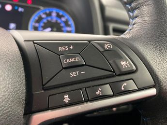 Nissan Leaf 40kWh Acenta (150 ps) - INTELLIGENT LANE INTERVENTION - CRUISE -