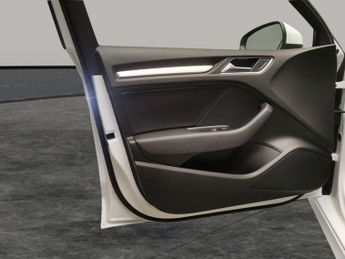 Audi A3 2.0 TDI S line S Tronic quattro (184 ps) - DRIVING MODES - PADDL