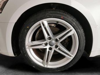 Audi A5 1.4 TFSI S line Coupe S Tronic (150 ps) - ELECTRIC SEATS - WIFI 