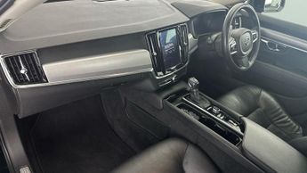 Volvo S90 2.0 D4 Momentum (190 ps) - LANE DEPARTURE  - BLUETOOTH - CLIMATE