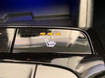 Hyundai Tucson 1.6 h T-GDi 13.8kWh Premium Plug-in 4WD (265 ps) - HEATED SEATS