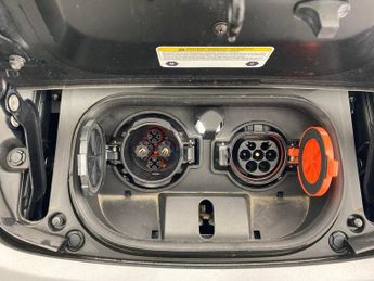 Nissan Leaf 40kWh Acenta (150 ps) - INTELLIGENT LANE INTERVENTION - CRUISE -