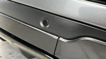 Land Rover Range Rover Evoque 2.0 TD4 Landmark 4WD (180 ps) - XENONS - BLUETOOTH - CRUISE