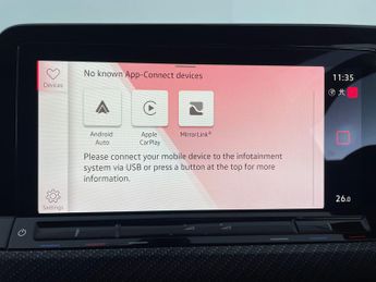 Volkswagen Golf 2.0 TDI R-Line DSG (150 ps) - BLUETOOTH - PARK SENSORS