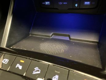 Hyundai Tucson 1.6 h T-GDi 13.8kWh Premium Plug-in 4WD (265 ps) - HEATED SEATS