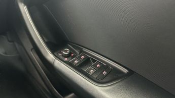 Audi A1 1.5 TFSI 35 S line Sportback S Tronic (150 ps) - CRUISE - DRIVIN