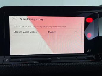 Volkswagen Golf 2.0 TDI R-Line DSG (150 ps) - BLUETOOTH - PARK SENSORS