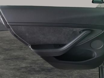 Tesla Model 3 (Dual Motor) Long Range 4WDE (346 ps) - PARK ASSIST - LED - HEAT