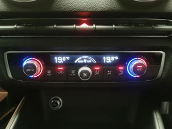 Audi A3 2.0 TDI S line S Tronic quattro (184 ps) - DRIVING MODES - PADDL