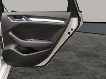 Audi A3 2.0 TDI S line S Tronic quattro (184 ps) - DRIVING MODES - PADDL