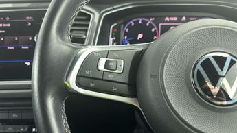 Volkswagen T-Roc 1.5 TSI GPF EVO R-Line DSG (150 ps) - BLUETOOTH - 20IN ALLOYS