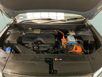 Hyundai Tucson 1.6 h T-GDi 13.8kWh Premium Plug-in 4WD (265 ps) - HEATED SEATS