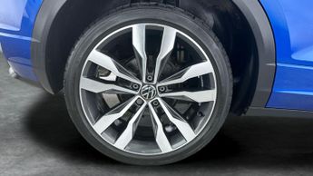 Volkswagen T-Roc 1.5 TSI GPF EVO R-Line DSG (150 ps) - BLUETOOTH - 20IN ALLOYS