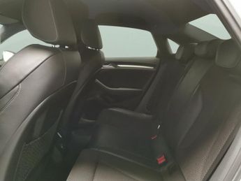 Audi A3 2.0 TDI S line S Tronic quattro (184 ps) - DRIVING MODES - PADDL