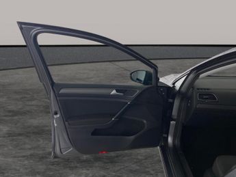 Volkswagen E-golf 35.8kWh e-Golf (136 ps) - CLIMATE CONTROL - DAB - USB AUDIO