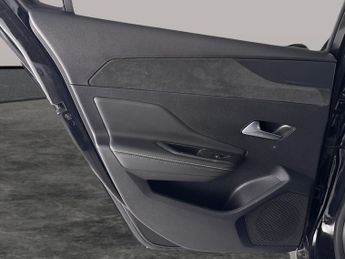 Peugeot 308 1.2 PureTech GT EAT (130 ps) - CARPLAY - LED - REVERSE CAM