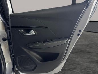 Peugeot E-208 50kWh GT (136 ps) - BLIND SPOT ASSIST - WIFI - LANE DEPARTURE