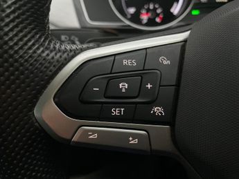 Volkswagen Passat 1.4 TSI 13kWh GTE Plug-in DSG (218 ps) - ADAPT CRUISE - NAV - CA