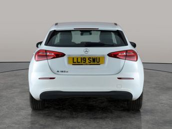 Mercedes-Benz A Class 1.5 A180d SE 7G-DCT (116 ps) - ACTIVE LANE KEEPING ASSIST - KEYL