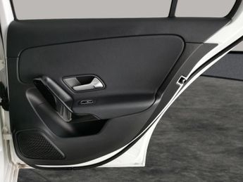 Mercedes-Benz A Class 1.5 A180d SE 7G-DCT (116 ps) - ACTIVE LANE KEEPING ASSIST - KEYL