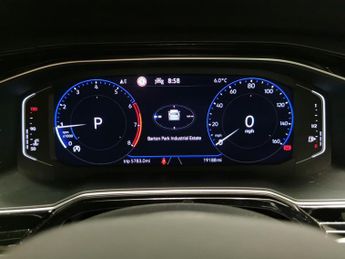 Volkswagen Polo 1.0 TSI R-Line DSG (95 ps) - DIGITAL DASH - AIR CON - DAB