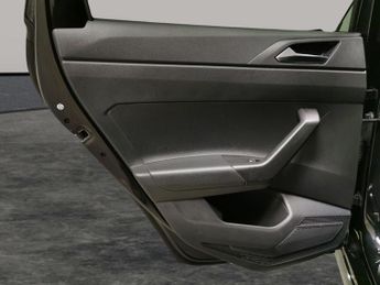 Volkswagen Polo 1.0 TSI R-Line DSG (95 ps) - DIGITAL DASH - AIR CON - DAB