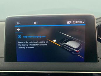 Peugeot 3008 1.2 PureTech GPF Allure EAT (130 ps) - NAV - BLIND SPOT ASSIST