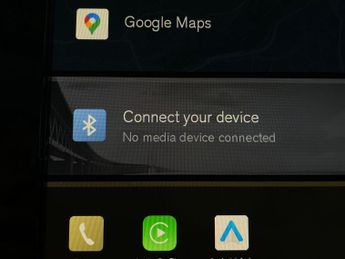 Volvo XC40 Recharge 69kWh Ultimate RWD (238 ps) - CARPLAY - HK AUDIO