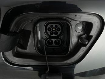 Volvo XC40 Recharge 69kWh Ultimate RWD (238 ps) - CARPLAY - HK AUDIO