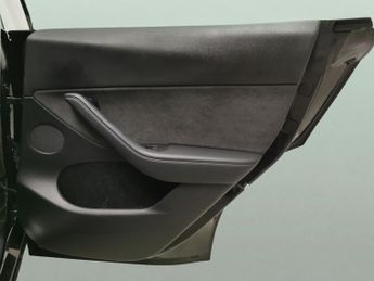 Tesla Model Y (Dual Motor) Long Range 4WDE (384 bhp) - HEATED STEERING