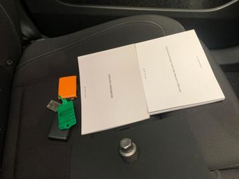 Volvo C40 Recharge 69kWh Core (231 ps) - LANE DEPARTURE  - 19IN ALLOYS - B