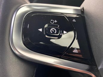 Polestar Polestar 2 Single Motor 69kWh Standard Range Fastback FWD (231 ps) - LANE D