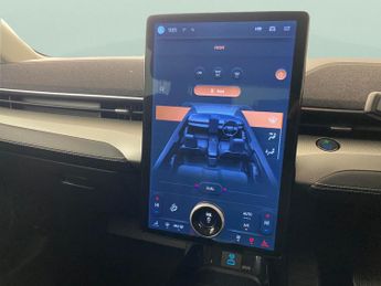 Ford Mustang Mach-e Extended Range 91kWh Automatic (294 ps) - NAV - HEATED STEERING