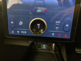 Ford Mustang Mach-e Extended Range 91kWh Automatic (294 ps) - NAV - HEATED STEERING