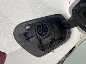 Volkswagen ID.3 Pro 58kWh Family (145 ps) - COMFORT PACK - BLUETOOTH - PARK SENS