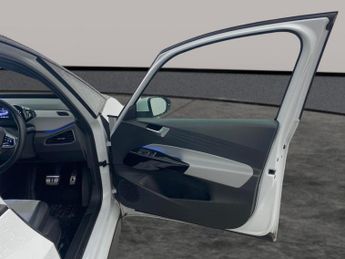 Volkswagen ID.3 Pro 58kWh Family (145 ps) - COMFORT PACK - BLUETOOTH - PARK SENS