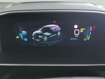 Peugeot E-2008 50kWh GT Premium (136 ps) - KEYLESS ENTRY - LED - REVERSE CAM