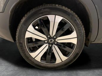 Volvo C40 Recharge 69kWh Core (231 ps) - LANE DEPARTURE  - 19IN ALLOYS - B