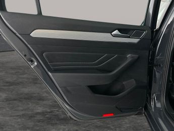 Volkswagen Passat 1.4 TSI 13kWh GTE Plug-in DSG (218 ps) - ADAPT CRUISE - NAV - CA