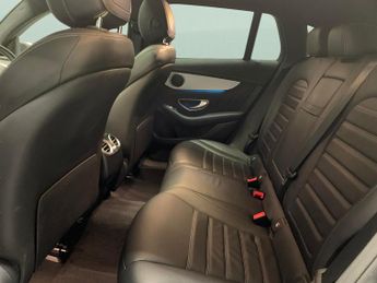 Mercedes-Benz EQC EQC 400 80kWh AMG Line (Premium) 4MATIC (408 ps) - REVERSE CAM -