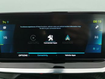 Peugeot E-2008 50kWh GT Premium (136 ps) - KEYLESS ENTRY - LED - REVERSE CAM