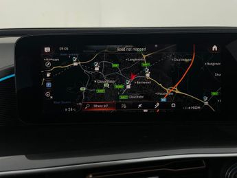 Mercedes-Benz EQC EQC 400 80kWh AMG Line 4MATIC (408 ps) - LED - REVERSE CAM - NAV