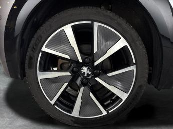 Peugeot E-208 50kWh GT (136 ps) - BLIND SPOT ASSIST - WIFI - LANE DEPARTURE
