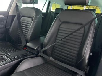 Volkswagen Passat 1.4 TSI 13kWh GTE Plug-in DSG (218 ps) - ADAPT CRUISE - NAV - CA