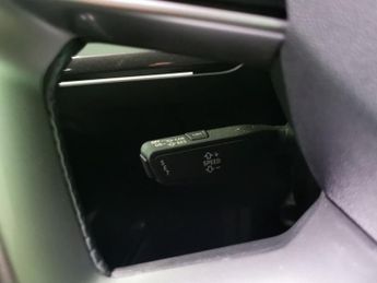 Audi Q4 E-tron 35 S line 55kWh (170 ps) - CARPLAY - LED - REVERSE CAM