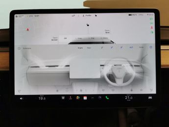 Tesla Model Y (Dual Motor) Long Range 4WDE (384 bhp) - HEATED STEERING