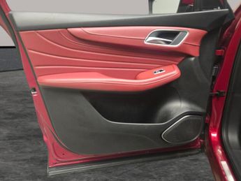 MG Mg Hs 1.5 T-GDI 16.6kWh Exclusive Plug-in (258 ps) - NAV - BLIND SPOT 