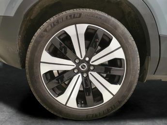 Volvo C40 Twin Recharge 78kWh Plus AWD (408 ps) - KEYLESS ENTRY - PARK ASS